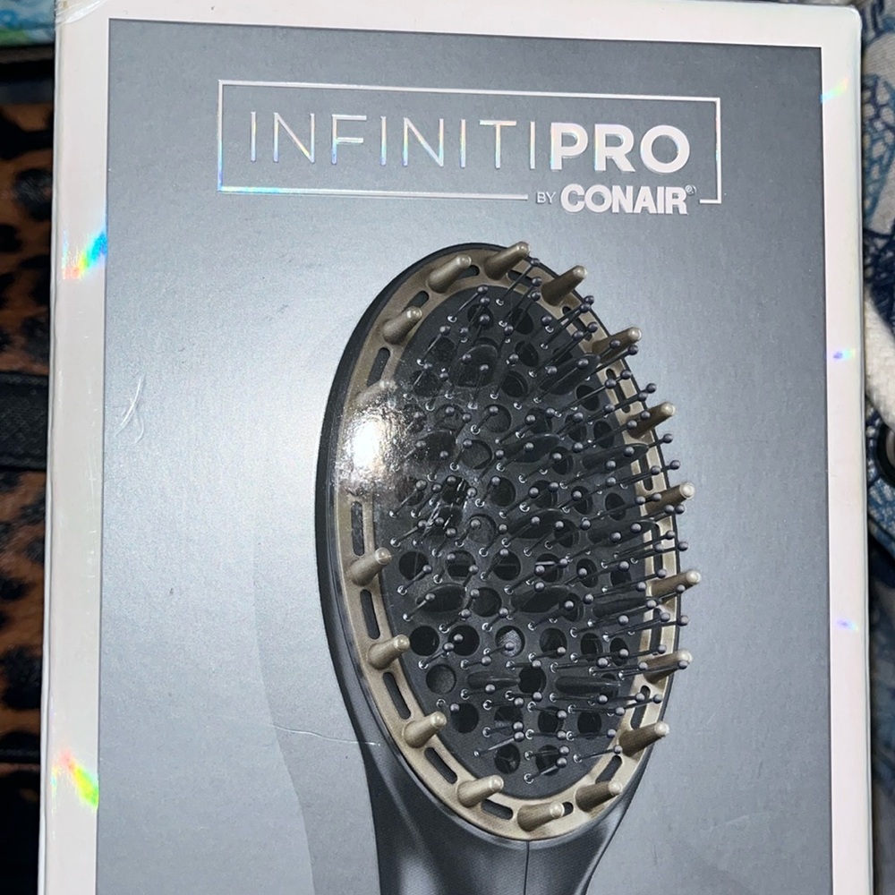 Brand New - Never Used - Infiniti Pro by Conair